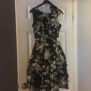 Floral dress, perfect for any occasion